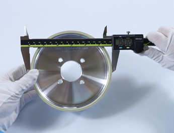 Grinding wheel diameter measurement